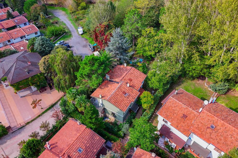 ŞİLE BALİBEY'DE DENİZE 5 DK DOĞADA, GENİŞ BAHÇELİ SATILIK VİLLA