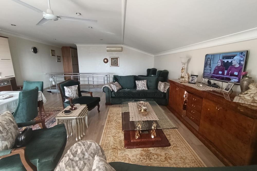 Büyükçekmece’de Deniz ve Göl Manzaralı Dubleks Daire